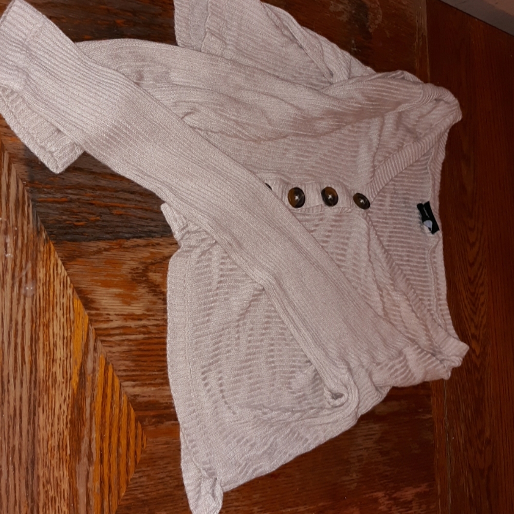 Long sleeved sweater